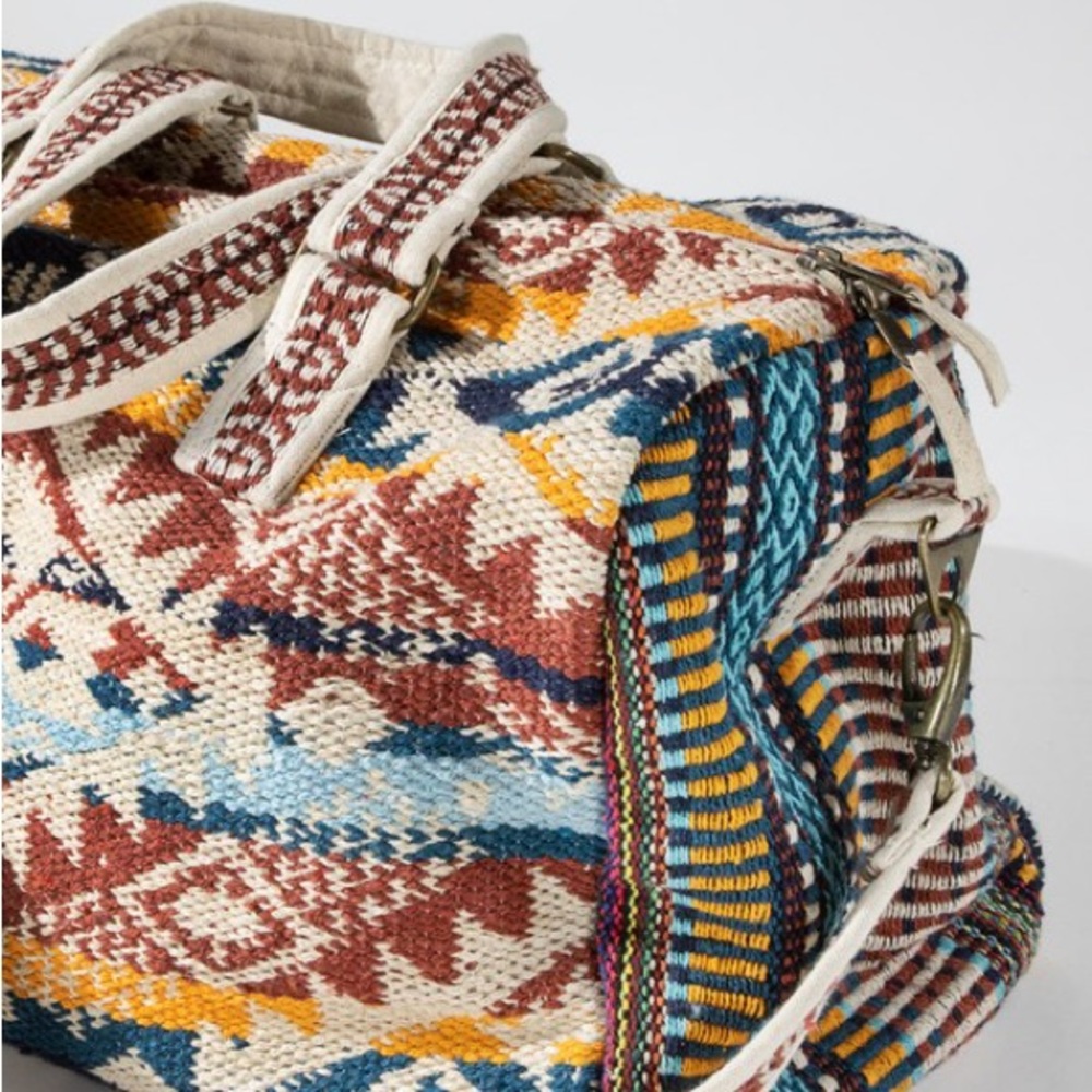 NEW Navajo Aztec Woven Weekender Duffle Bag - Picture 9 of 15